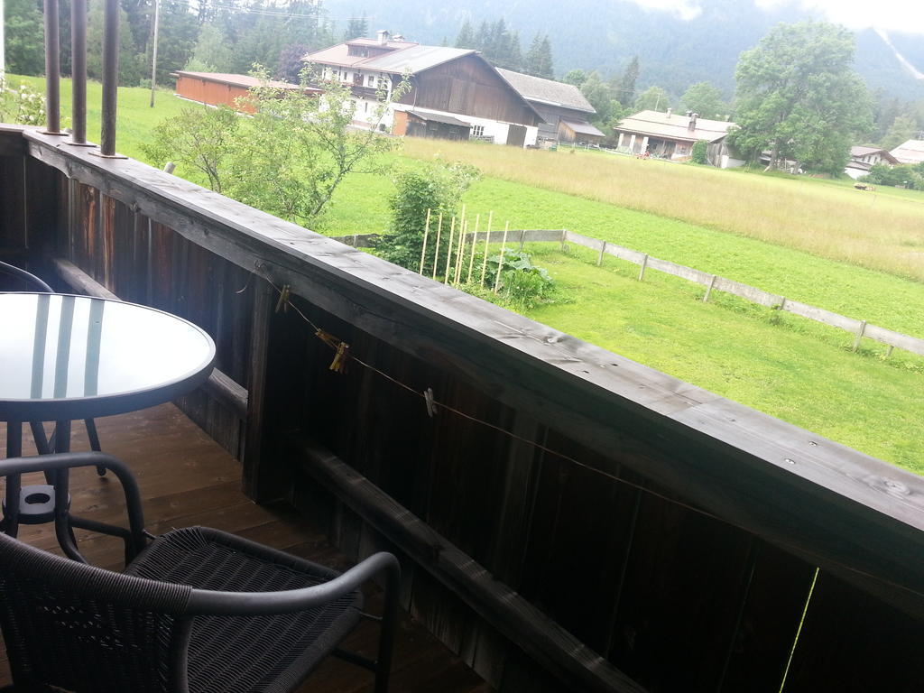 Haus Karwendelblick Bed & Breakfast Leutasch Exterior foto