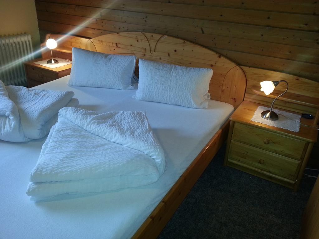 Haus Karwendelblick Bed & Breakfast Leutasch Cameră foto