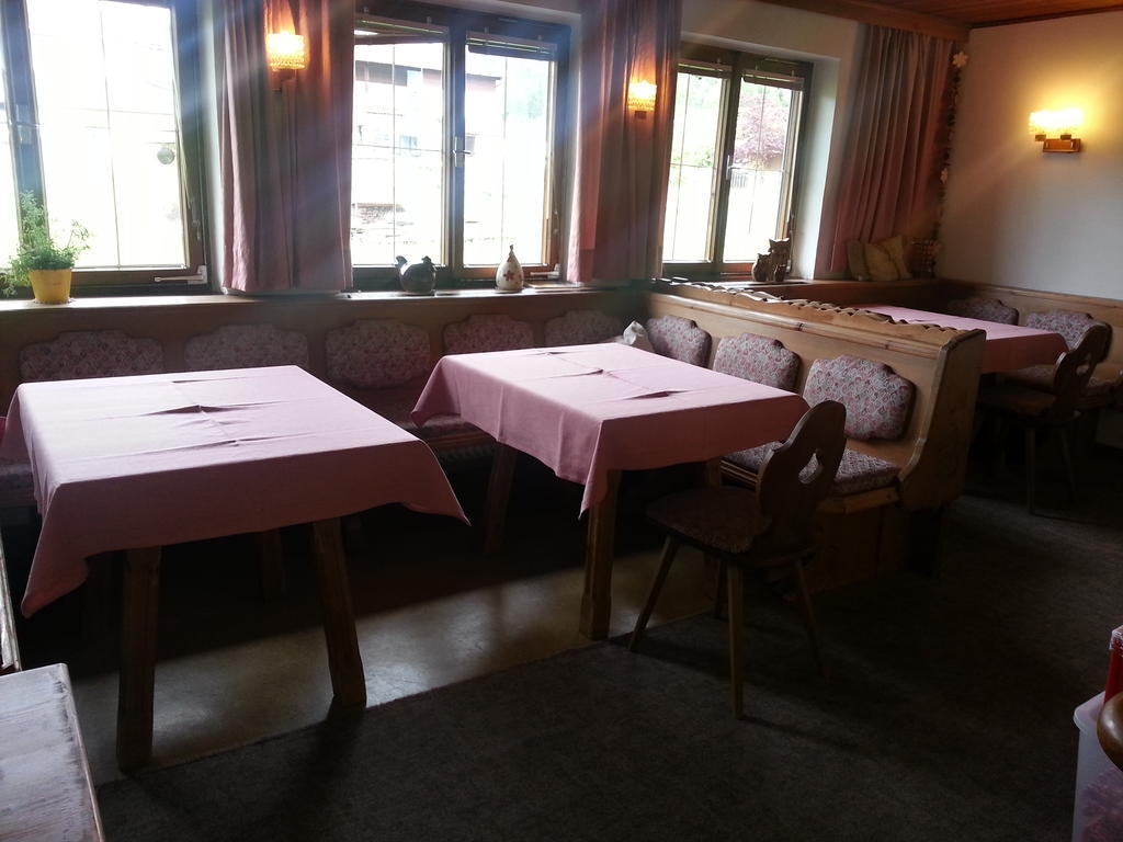 Haus Karwendelblick Bed & Breakfast Leutasch Exterior foto