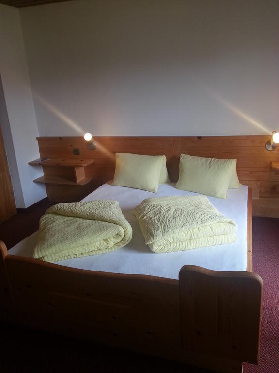 Haus Karwendelblick Bed & Breakfast Leutasch Exterior foto